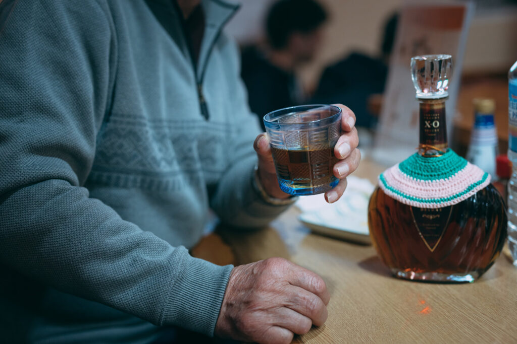 ウィスキーを寝かせて熟成するのか